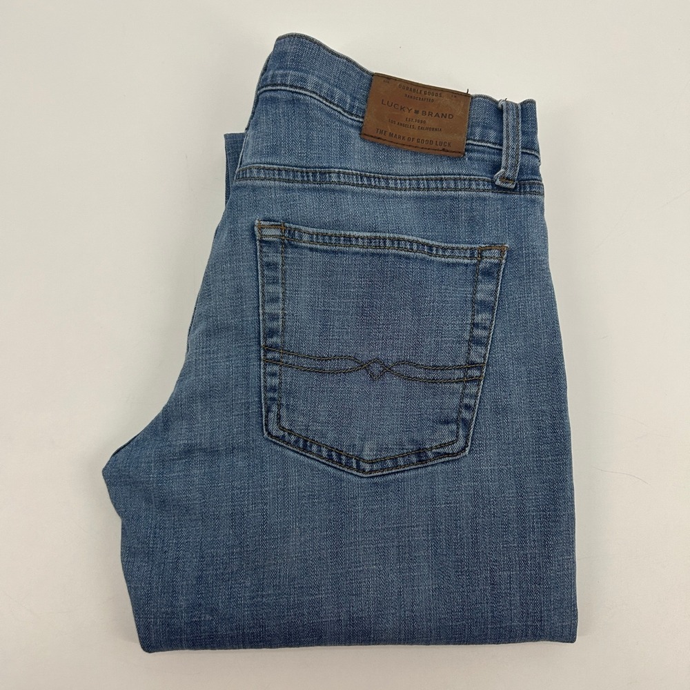 Lucky Brand 221 Straight Jeans Mens 32x32 Blue Medium Wash Stretch Denim
